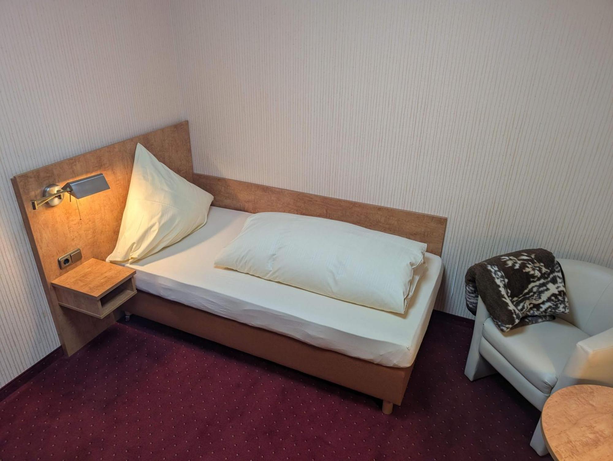 Stadthotel Аугсбург Экстерьер фото